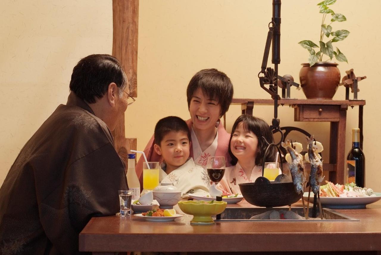 Marukoma Onsen Ryokan Chitose  Exteriör bild
