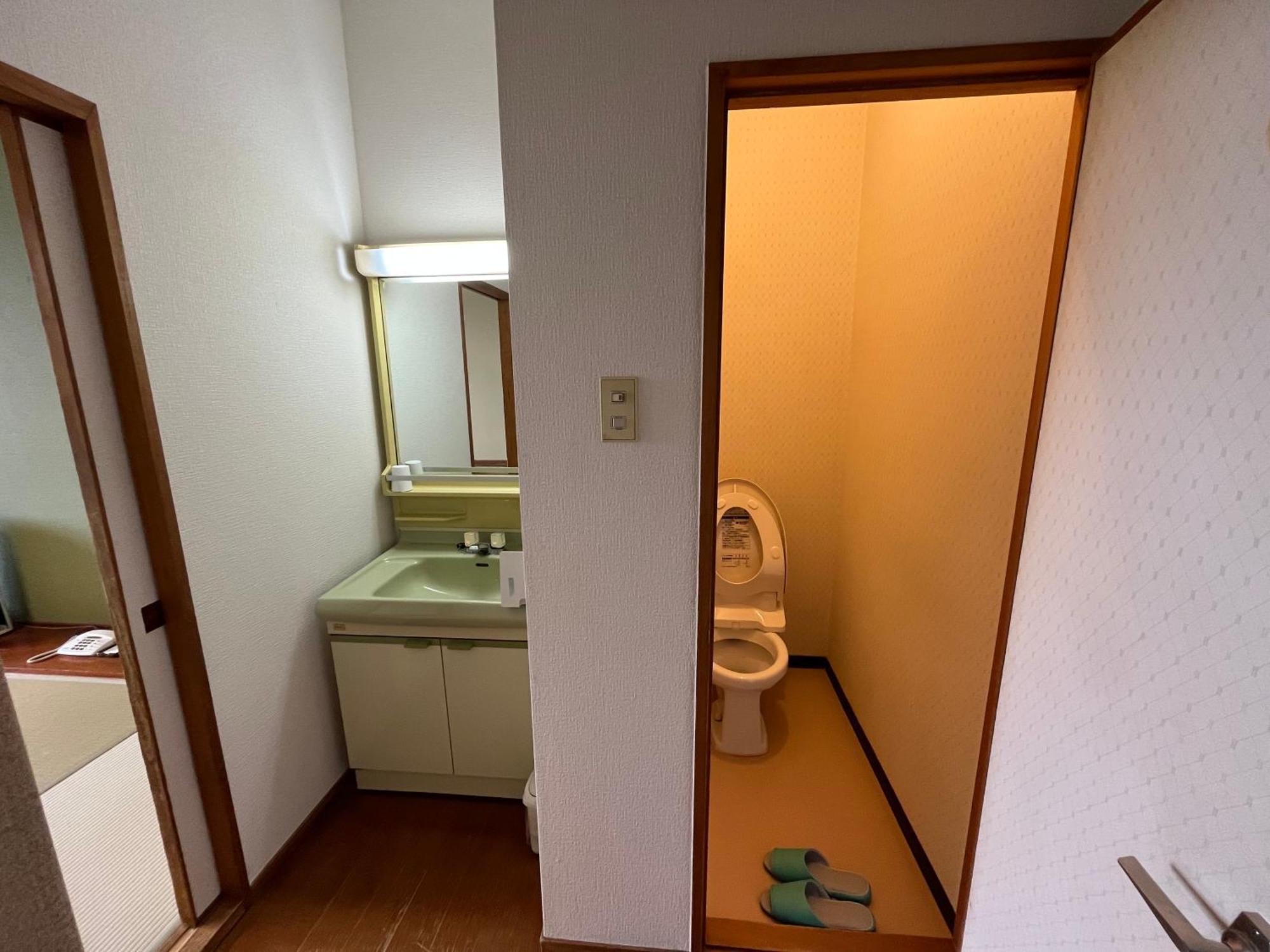 Marukoma Onsen Ryokan Chitose  Exteriör bild
